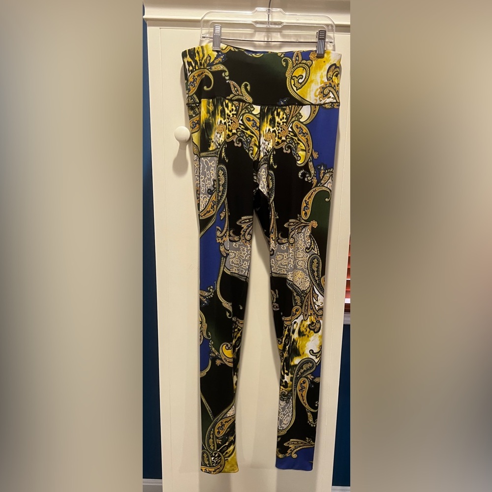 Eva Varro Vibrant Patterned Leggings